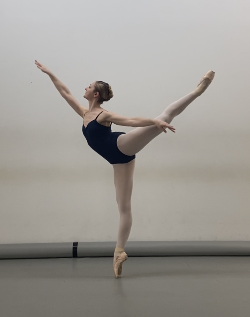 Kaitlyn_Cox_Arabasque.jpg
