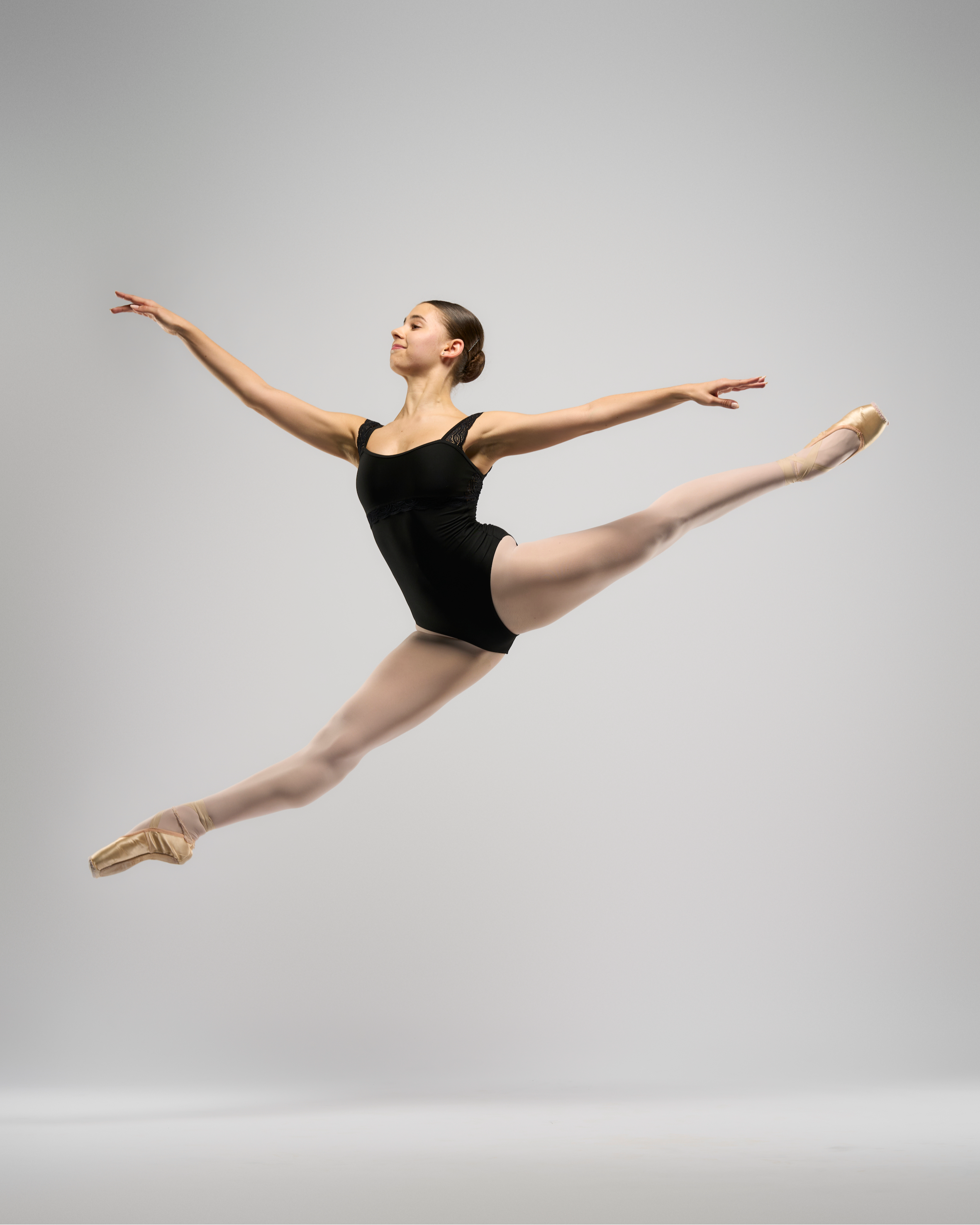Zso_fia_Strbka_dance_picture2.jpg