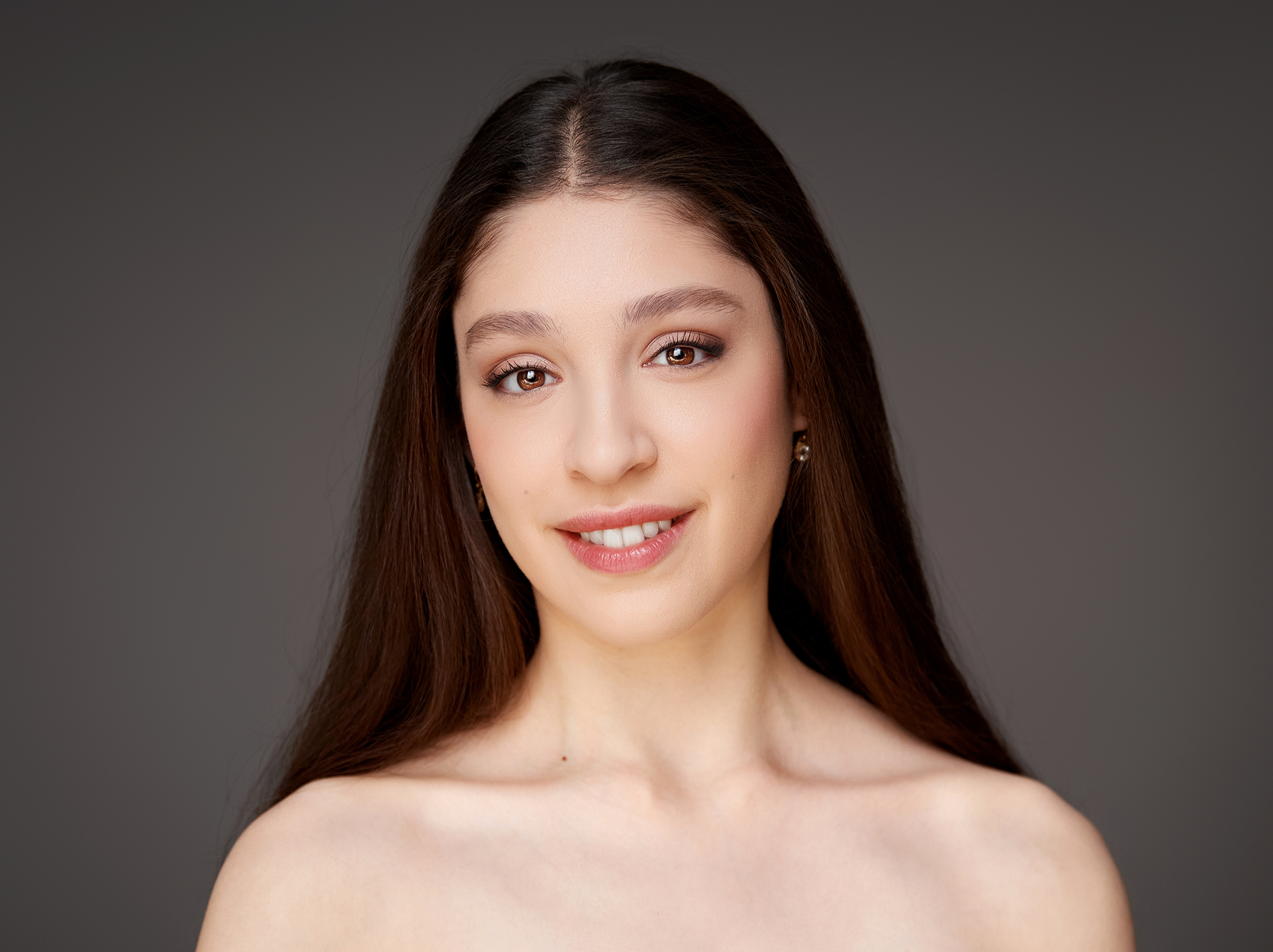 Julia_Norr_-_Headshot_jpg.jpg